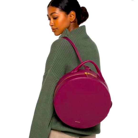NWT MATT & NAT Kiara Vegan Leather Convertible Round Backpack $160 Retail Price - Picture 2 of 9